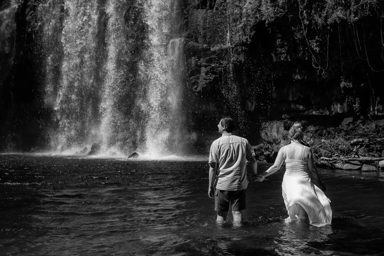 Costa Rica wedding photograph 10 by Marius Dragan